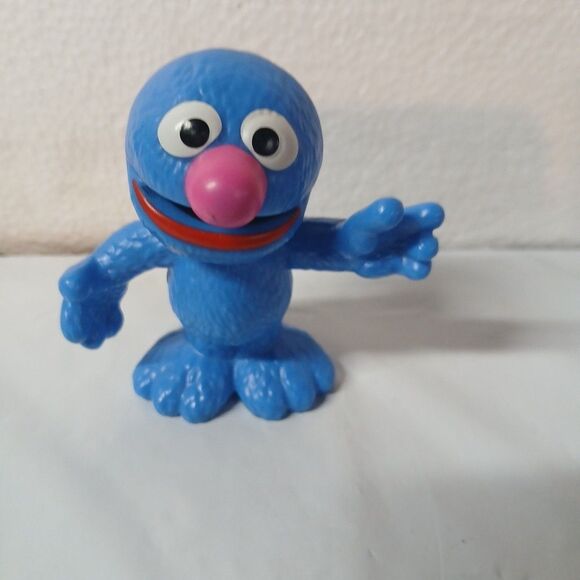Hasbro | Toys | Sesame Street Grover Waving Figure Cake Topper 23 ...